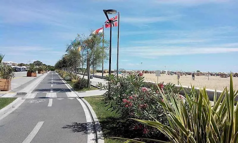 Apartments In Bibione 40068 0*,